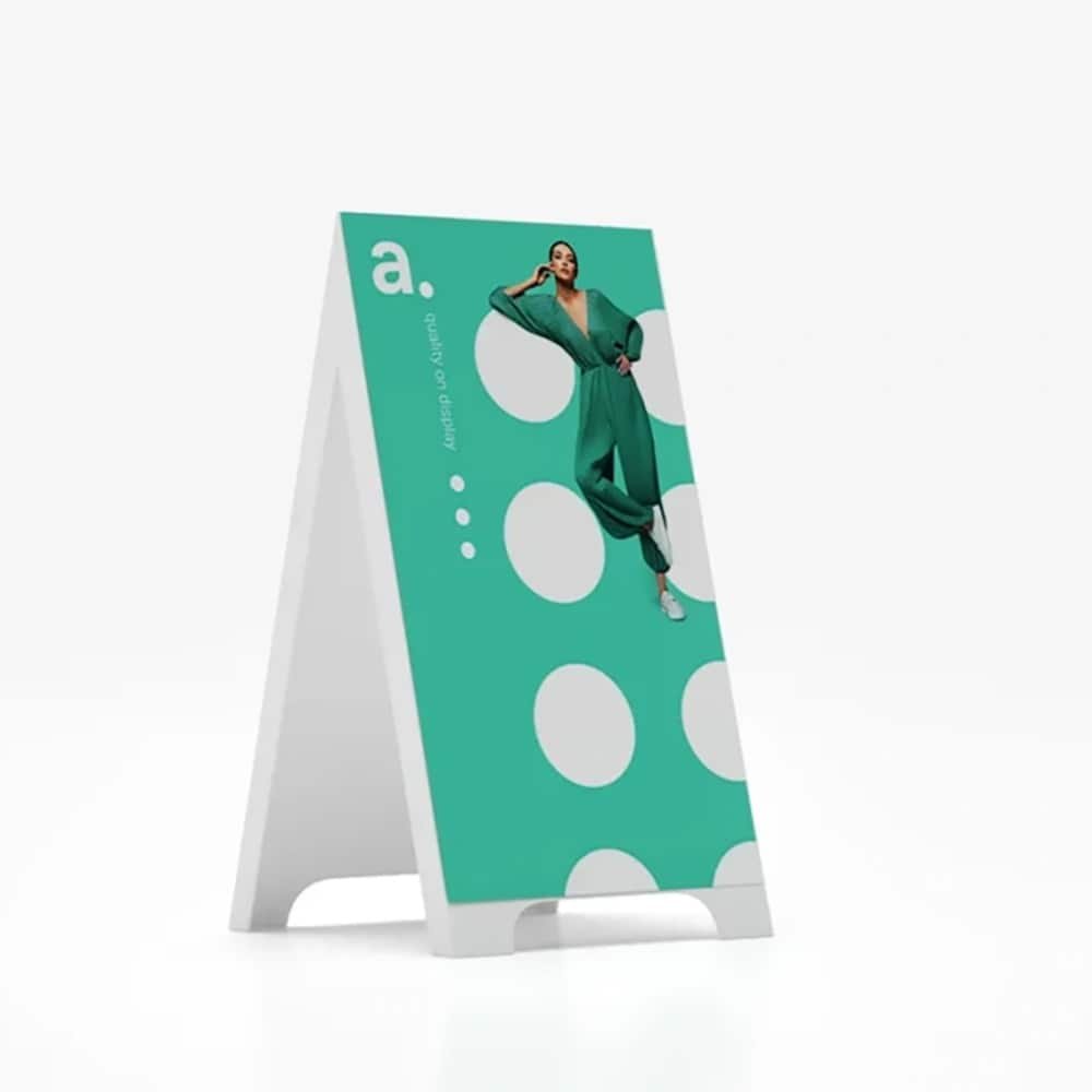 adBoard Hips